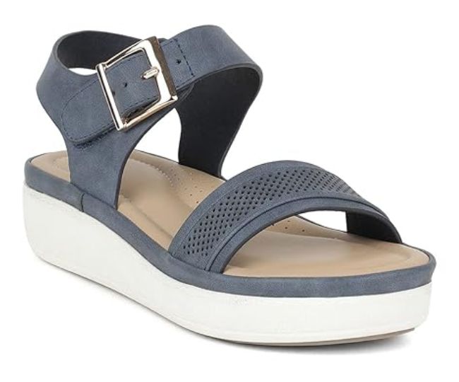 Best Rainy Season Footwear for Ladies Stay Comfy with these Top Picks